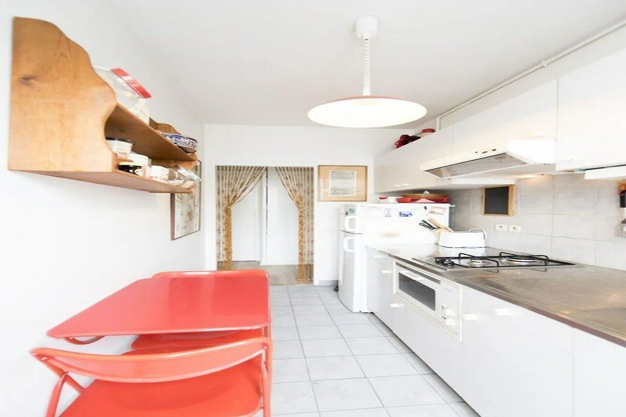 Apartment Veeve - Contemporary In Balard