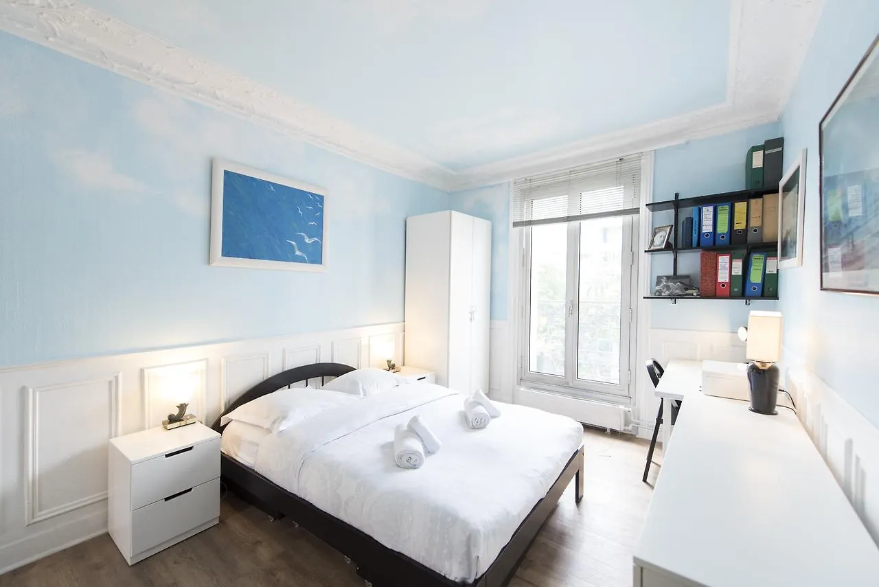 Veeve - Contemporary In Balard Apartment *